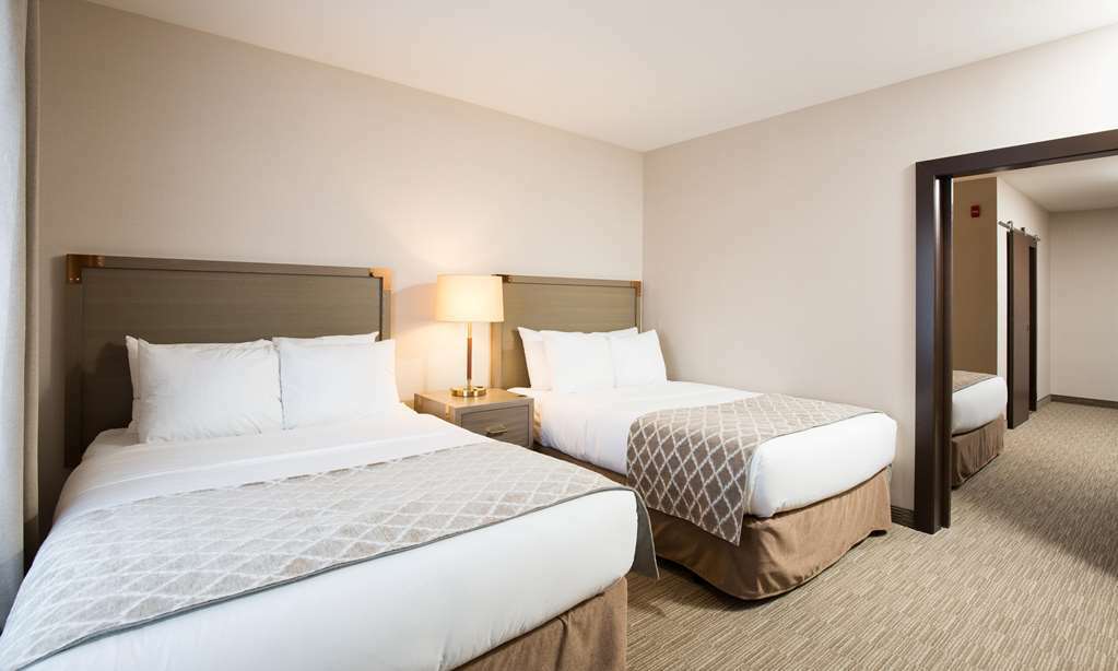 Pomeroy Hotel Fort Mcmurray Habitación foto