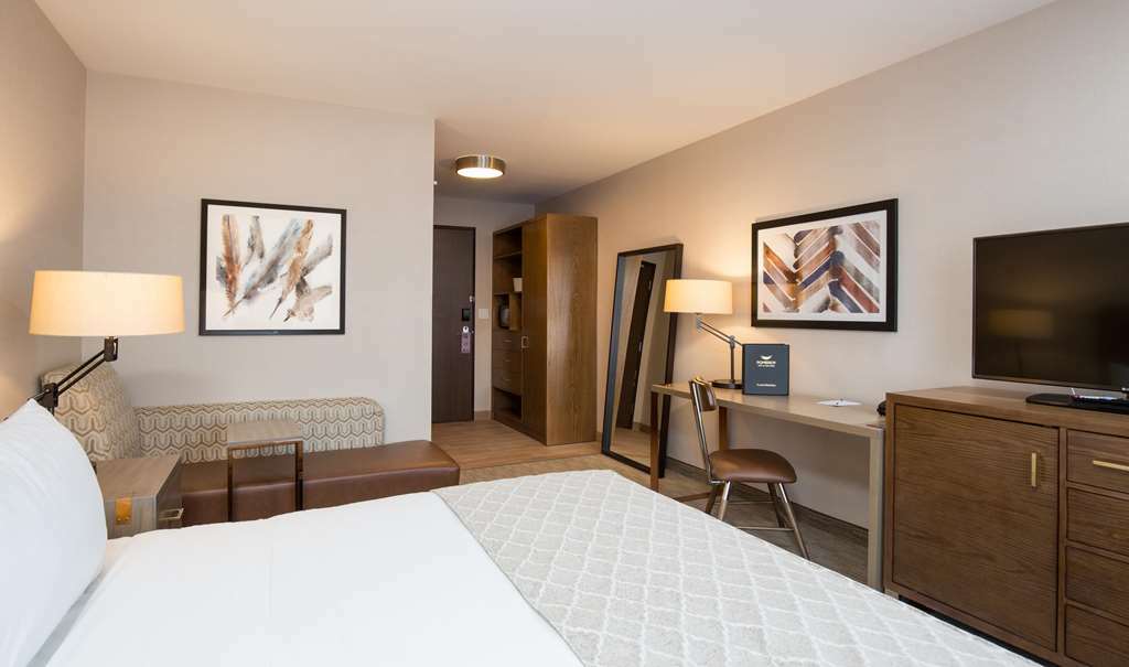 Pomeroy Hotel Fort Mcmurray Habitación foto