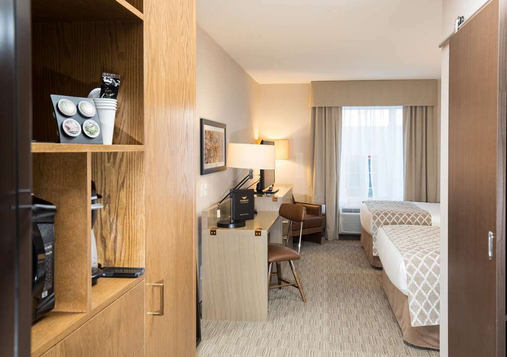 Pomeroy Hotel Fort Mcmurray Habitación foto